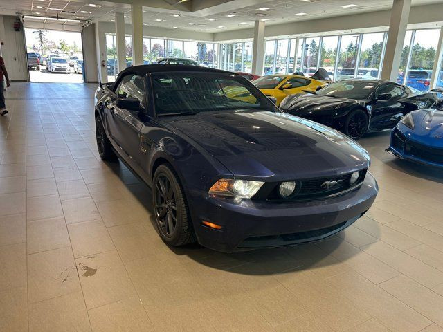 2012 Ford Mustang GT Convertible *Manual* *Low KMs* in Cars & Trucks in Fort McMurray - Image 3