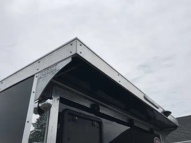 2026 LEGACY SERIES LEGACY TANDEM AXLE ALL ALUMINUM ENCLOSED V-NO in Cargo & Utility Trailers in London - Image 13