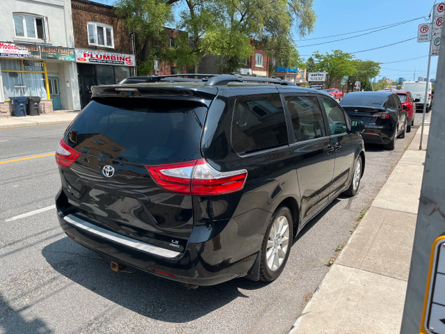 2015 TOYOTA SIENNA !!! LE !!! AWD !! CERTIFIED ! CLEAN TITLE ! in Cars & Trucks in City of Toronto - Image 4