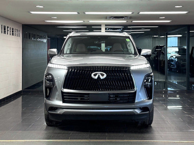 2025 INFINITI QX80 LUXE in Cars & Trucks in Calgary - Image 2