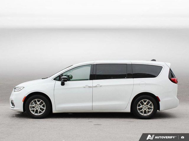 2024 Chrysler Pacifica Touring L in Cars & Trucks in Hamilton - Image 2
