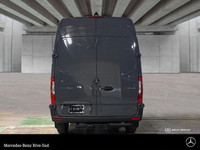 Mercedes-Benz Rive-Sud, la destination Mercedes-Benz par excellence. Bienvenue en première classe. D... (image 3)