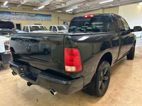 Anti-Lock Brakes;Driver Air Bag;Fog Lights;Passenger Air Bag;Side Air Bag;Traction Control;Heated Mi... (image 4)