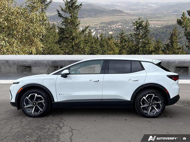 2025 Chevrolet Equinox EV LT | All Weather Floor Liners in Cars & Trucks in Cowichan Valley / Duncan - Image 2
