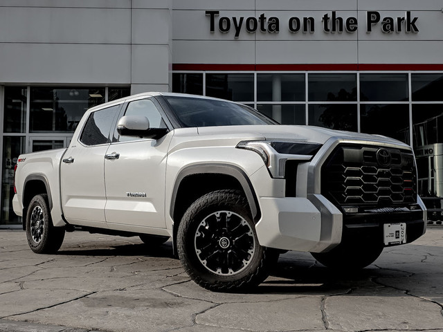 2023 Toyota Tundra 4x4 Crewmax Limited in Cars & Trucks in City of Toronto - Image 2