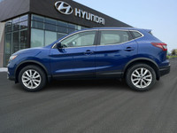 The 2020 Nissan Qashqai S FWD offers a blend of practicality, efficiency, and modern features, makin... (image 7)