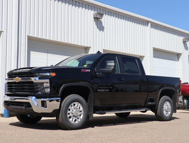 2024 Chevrolet Silverado 2500HD LT in Cars & Trucks in Lloydminster