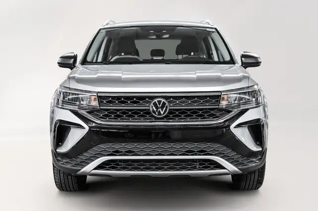 2023 Volkswagen Taos Trendline 1.5T 7sp at DSG w/ Tip 4M 4 Motio in Cars & Trucks in City of Montréal - Image 3