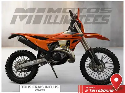 KTM 300 XC-W 2025 Orange 18 km au compteur. Motos Illimitées Terrebonne. Prix de vente inclus les fr...