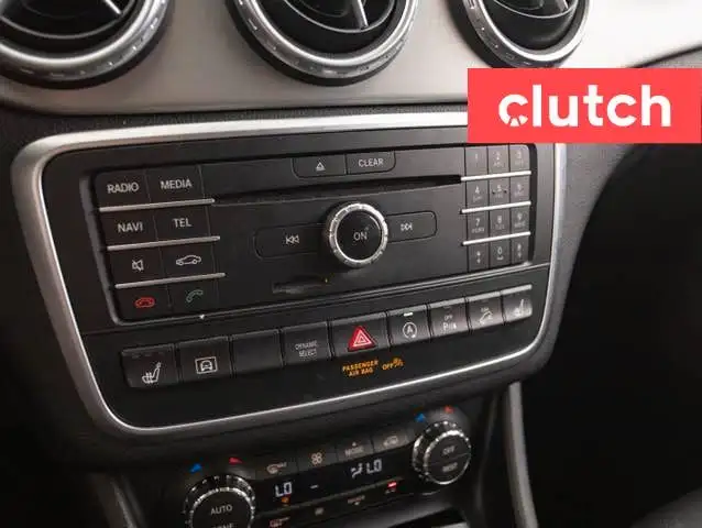 2016 Mercedes-Benz GLA-Class GLA250 4MATIC AWD w/Heated Front Se dans Autos et camions dans Ville de Toronto - Image 37