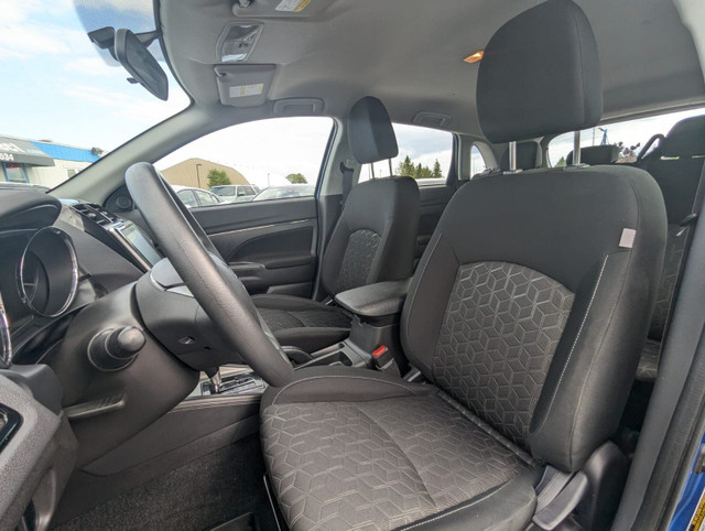 2023 Mitsubishi RVR ES in Cars & Trucks in Ottawa - Image 2