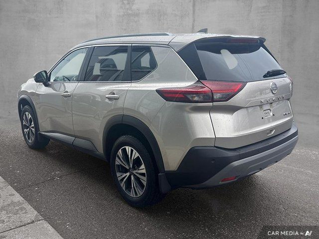 2023 Nissan Rogue SV Moonroof AWD | Apple Car Play in Cars & Trucks in Ottawa - Image 2