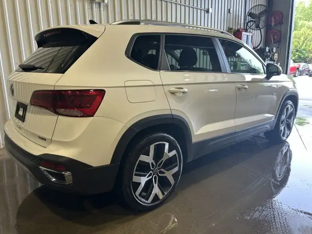 2022 Volkswagen Taos Highline AWD Auto AC Cam Nav Toit in Cars & Trucks in Gatineau - Image 6