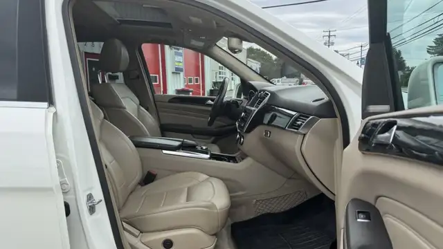 2012 Mercedes-Benz M-Class ML 350 BlueTEC in Cars & Trucks in Laval / North Shore - Image 11