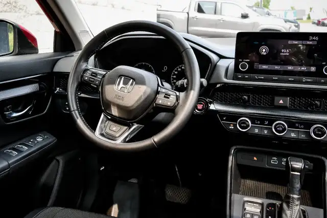 2024 Honda CR-V Sport • SUNROOF • POWER LIFTGATE • HEATED SEATS in Cars & Trucks in Kingston - Image 16