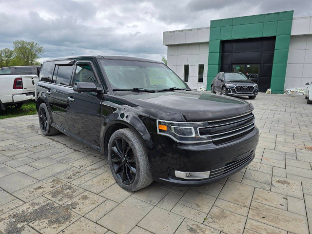 2019 Ford Flex in Cars & Trucks in Ottawa - Image 3