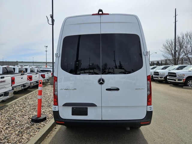 2022 Mercedes-Benz Sprinter Passenger Van in Cars & Trucks in St. Albert - Image 4