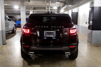 This Land Rover Range Rover Evoque has a strong Intercooled Turbo Premium Unleaded I-4 2.0 L/122 eng... (image 9)