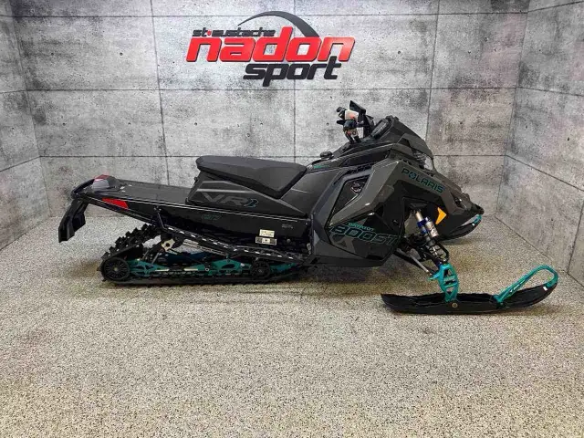 2024 POLARIS PATRIOT BOOST INDY VR1 137 in Snowmobiles in Laval / North Shore - Image 2