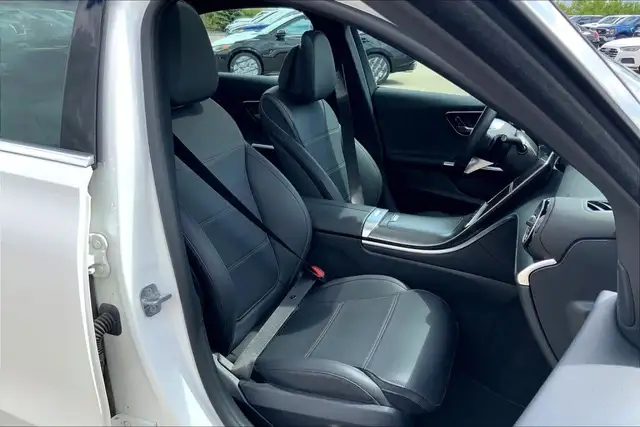 2024 Mercedes-benz C300 C 300 AWD in Cars & Trucks in Edmonton - Image 8