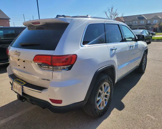 2015 Jeep Grand Cherokee63826902651137123