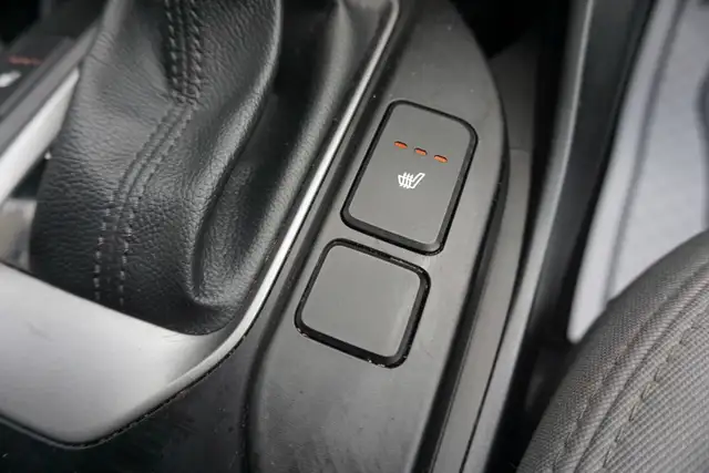 2018 Hyundai Santa Fe in Cars & Trucks in Oakville / Halton Region - Image 26