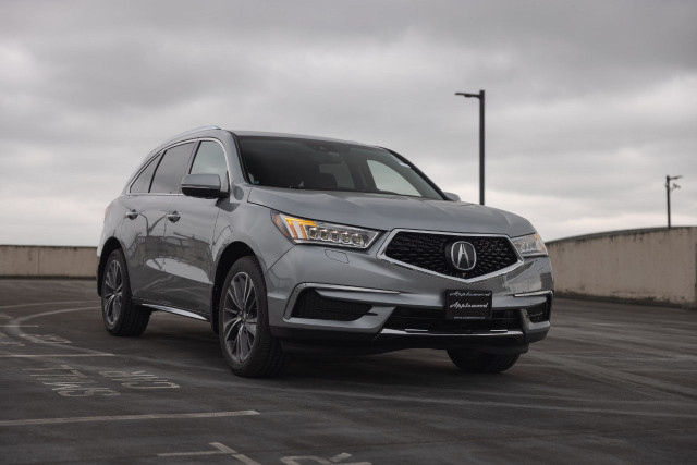 2019 Acura MDX in Cars & Trucks in Delta/Surrey/Langley - Image 2