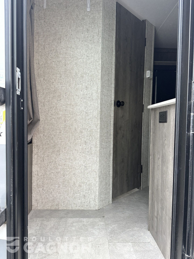 2021 Apex 15 X Roulotte hybride in Travel Trailers & Campers in Laval / North Shore - Image 4