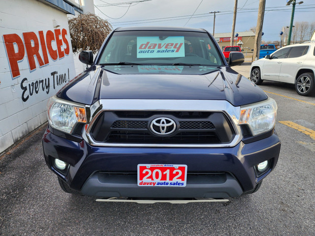 2012 Toyota Tacoma V6 COME EXPERIENCE THE DAVEY DIFFERENCE in Cars & Trucks in Oshawa / Durham Region - Image 2