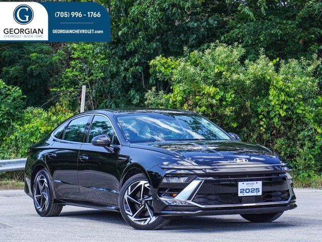 2025 Hyundai Sonata Preferred-Trend- Sunroof - Heated / in Cars & Trucks in Barrie