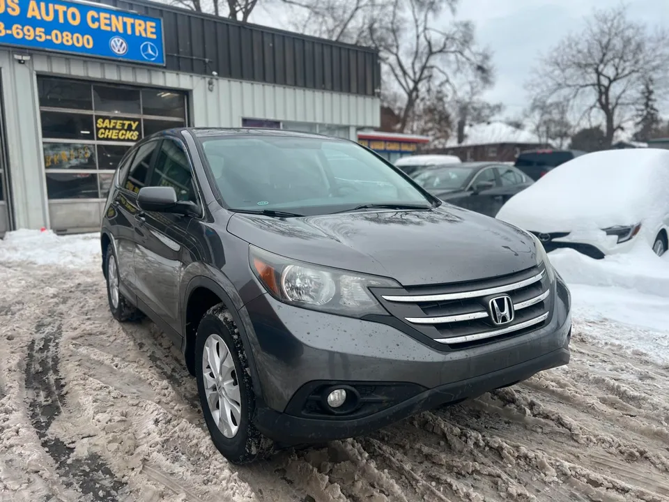 2014 Honda CR-V ** No accident**