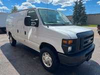 2011 Ford E-250 Cargo Van 4.6L V8 ONLY 103,457 KM ! RWD Factory Fit Trailer Brakes,Leather Interior,... (image 5)