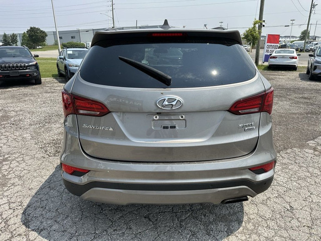 2018 Hyundai Santa Fe Sport SE | LEATHER | PANO ROOF | CAMERA |  in Cars & Trucks in London - Image 4
