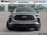 Leather Seats! A smooth ride, a nicely appointed interior, and an easy-access third row highlight th... (image 1)