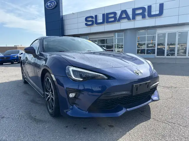 2018 Toyota 86 GT GT Auto in Cars & Trucks in Markham / York Region - Image 3