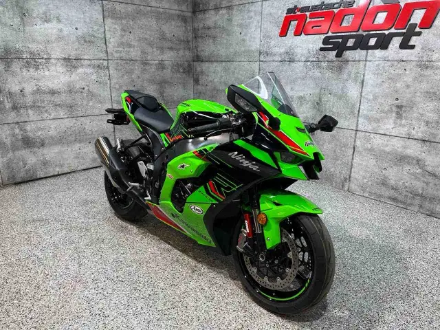 2024 KAWASAKI ZX-10R KRT *2416KM* in Sport Touring in Laval / North Shore - Image 4