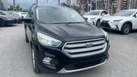 Le Ford Escape SE 2017 est un VUS compact qui combine polyvalence, performances efficaces et technol... (image 2)