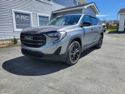 Discover Your Next Adventure Companion! For Sale: 2020 GMC Terrain SLE AWD Only 39,000km, Virtually...