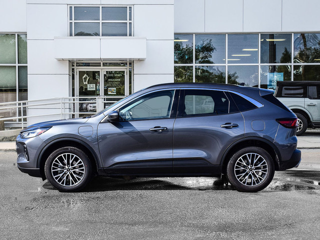 2023 Ford Escape PHEV FWD Plug in Hybrid Exceptional Economy in Cars & Trucks in Winnipeg - Image 4