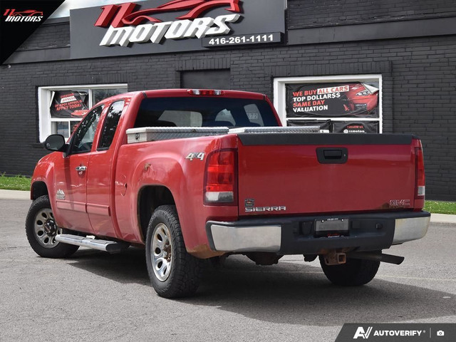 2013 GMC Sierra 1500 4WD Ext Cab 143.5" SL Nevada Edition | NO A in Cars & Trucks in City of Toronto - Image 4