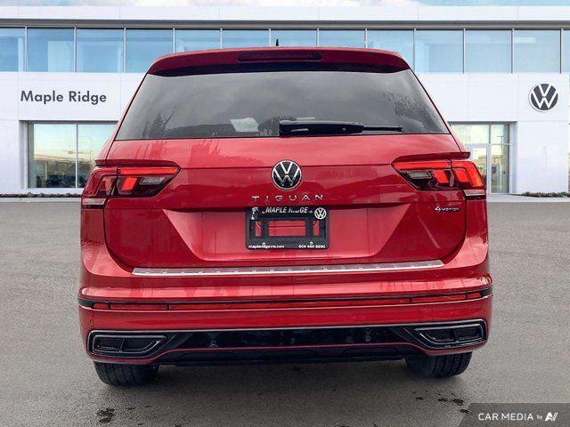 2024 Volkswagen Tiguan Comfortline R-Line Black Edition in Cars & Trucks in Tricities/Pitt/Maple - Image 4