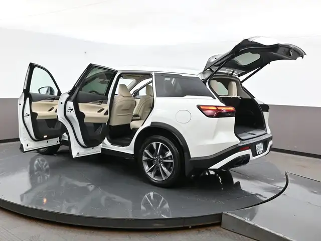 2025 Infiniti QX60 LUXE in Cars & Trucks in City of Halifax - Image 56