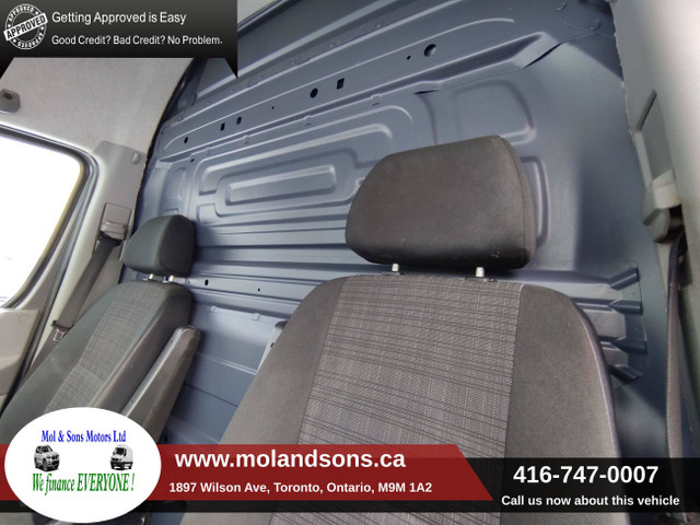 2014 mercedes-benz sprinter diesel in Cars & Trucks in City of Toronto - Image 4
