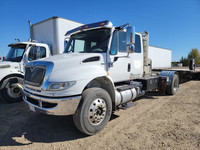 2009 INTERNATIONAL 4400 EXTEND CAB TRACTOR 4X2