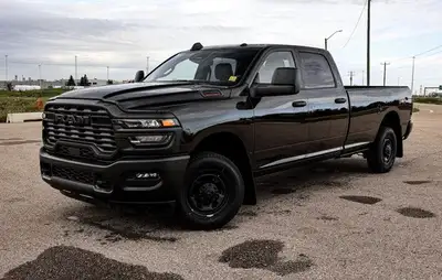 This Ram 2500 has a powerful Regular Unleaded V-8 6.4 L/392 engine powering this Automatic transmiss...