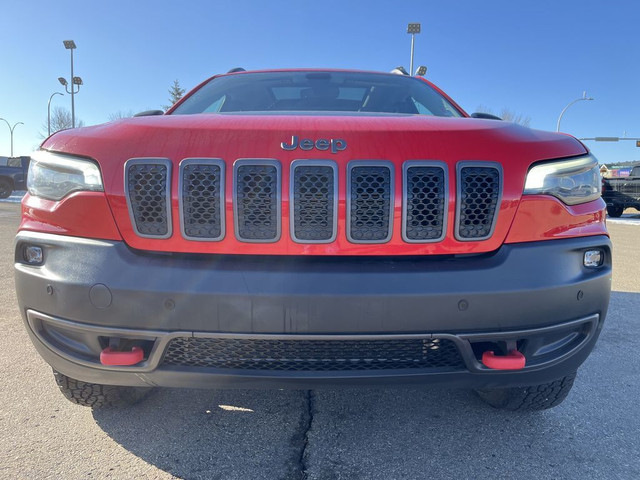 2019 Jeep Cherokee Trailhawk ELITE | NAV | SUNROOF | TOW | TECH  in Cars & Trucks in Edmonton - Image 3
