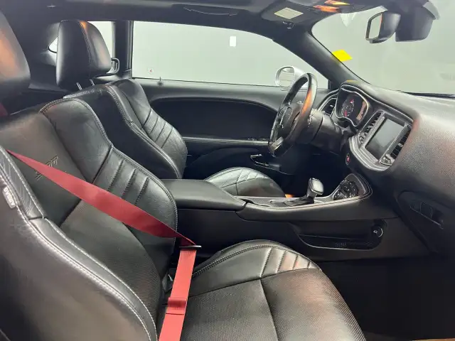 2016 Dodge Challenger in Cars & Trucks in Edmonton - Image 20