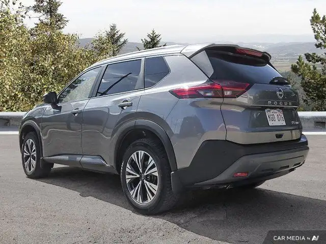 2023 Nissan Rogue SV Moonroof in Cars & Trucks in Moncton - Image 5