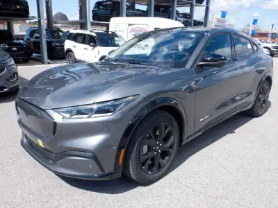  2023 Ford Mustang Mach-E Premium AWD