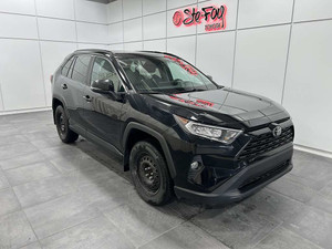 2021 Toyota RAV 4 XLE AWD - TOIT OUVRANT - VOLANT CHAUFFANT